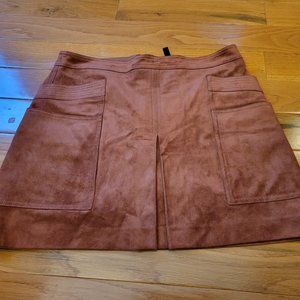 BCBG mod mini skirt in lt brown faux suede M